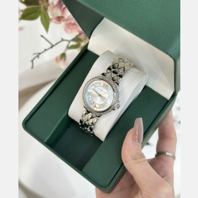 ساعة Michael Kors وجه دائري فضي