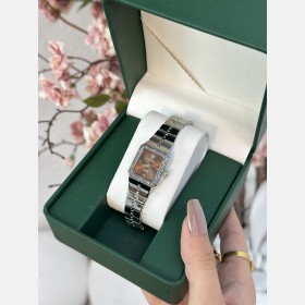 ساعة Rolex نسائية بتصميم مستطيل معدني