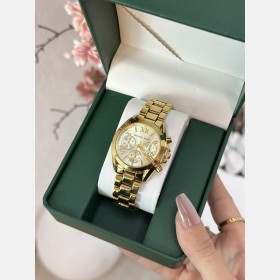 ساعة Michael Kors بتصميم كرونو معدني