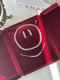 طقم اكسسوار