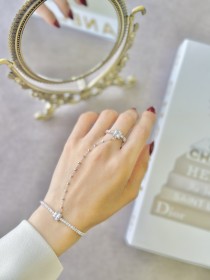 طقم اسوارة مع خاتم يد